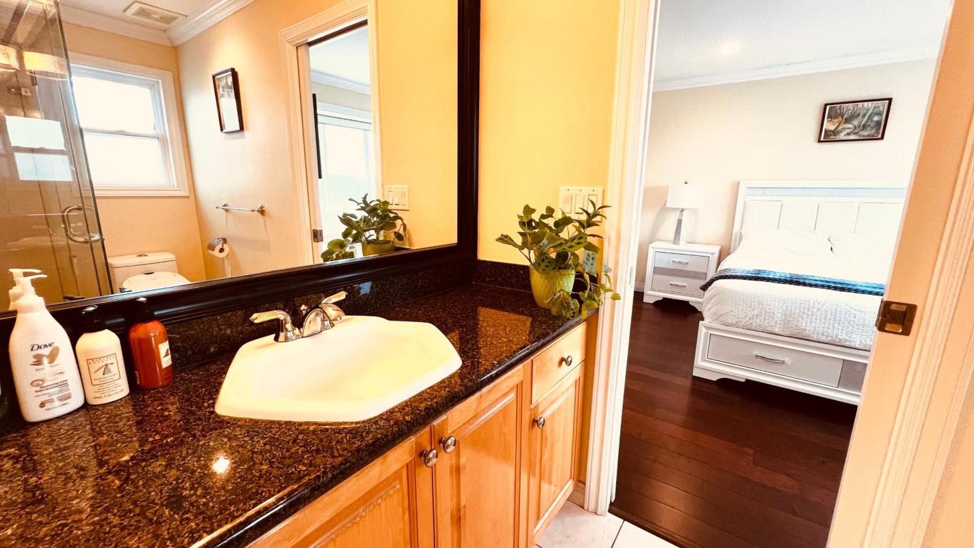 Coze Home In Vancouver Near Yvr 外观 照片